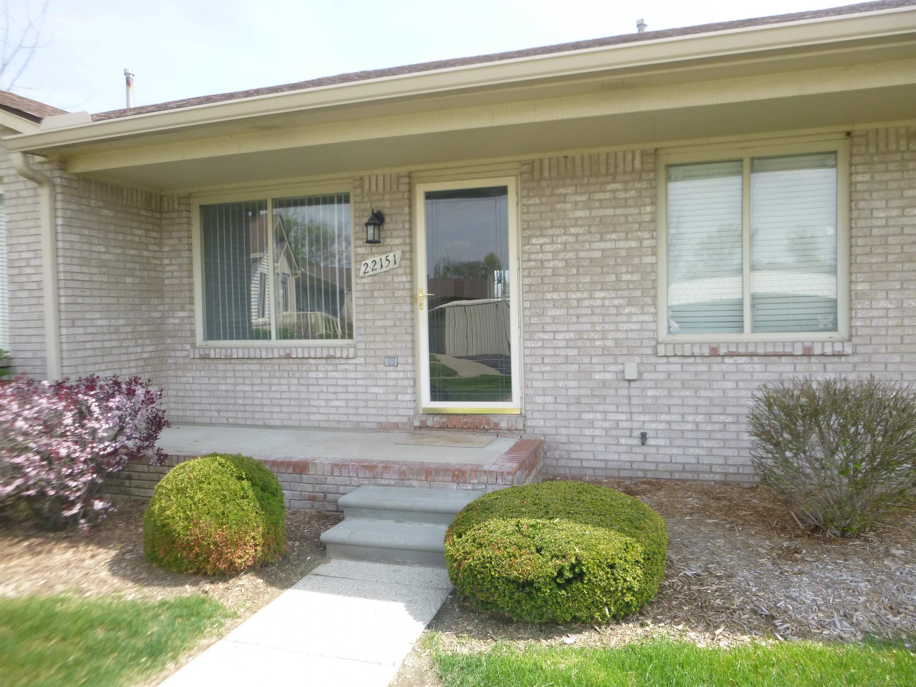 22151 Glenwood Drive