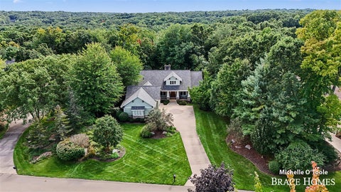 Photo of 4260 S Oak Pointe Court, Grand Rapids, MI 49525 (MLS # 70559736)