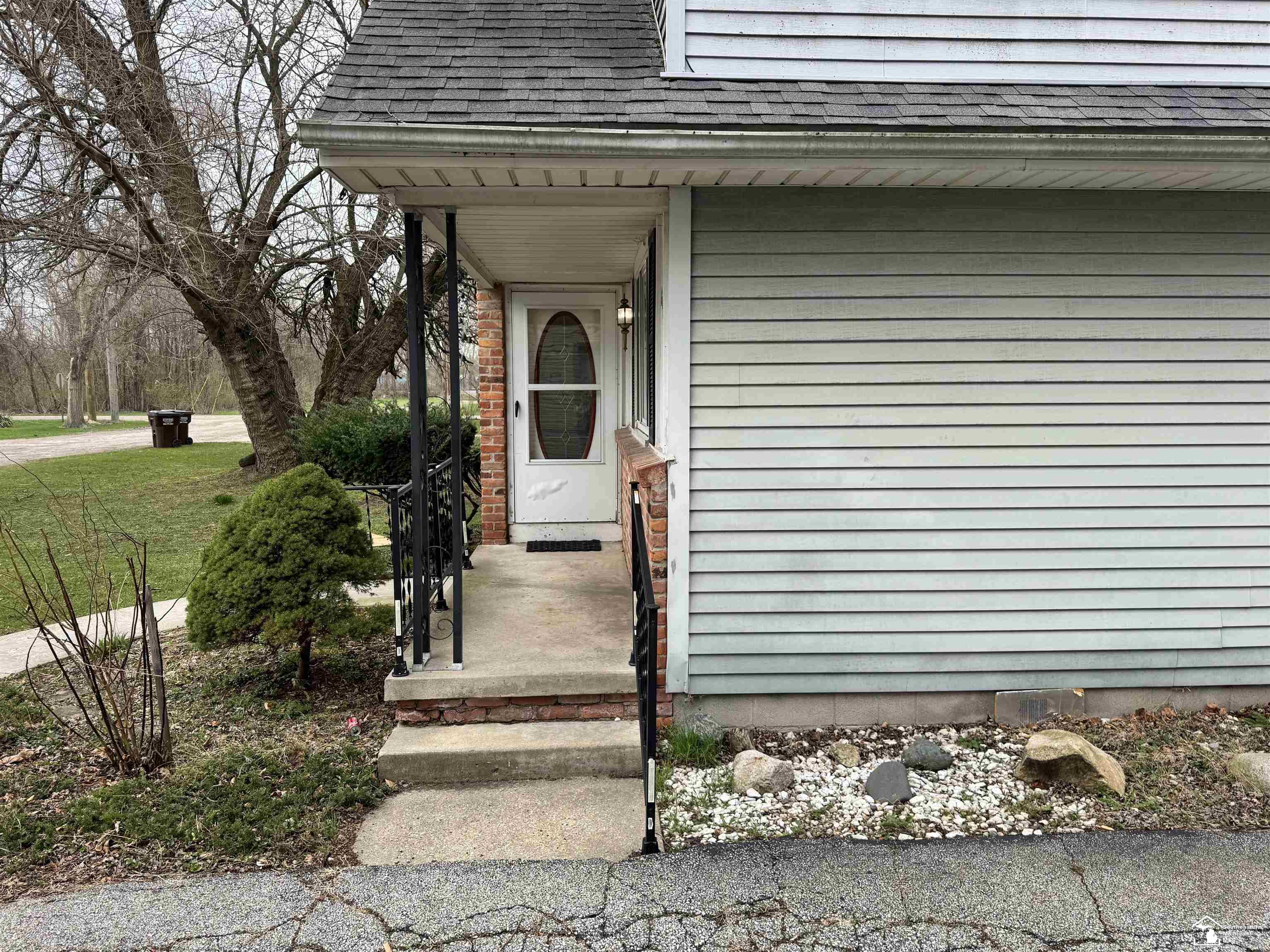 647 Washington Street