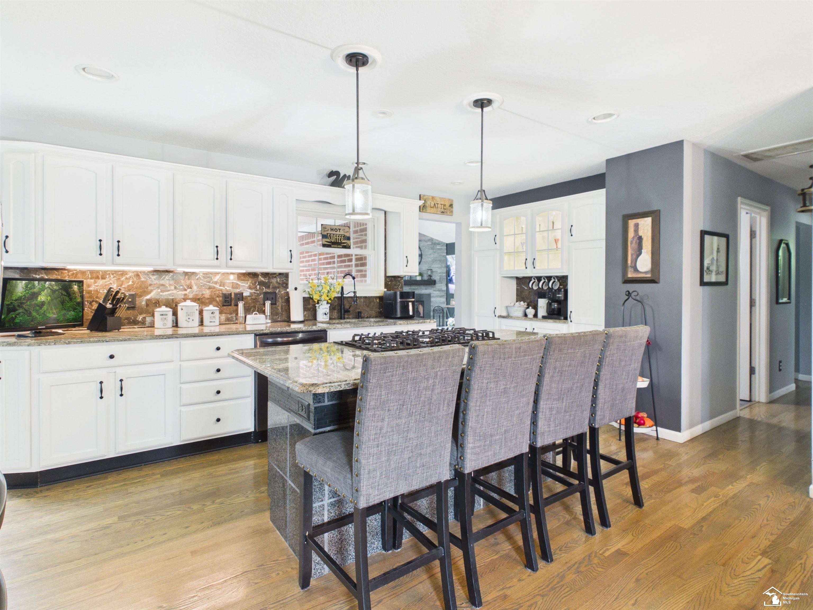 3183 Bluebush Road