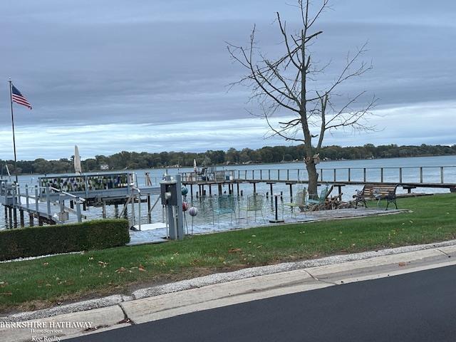 Algonac, Michigan 48001, United States, 1 Bedroom Bedrooms, ,1 BathroomBathrooms,Residential,Active,229024