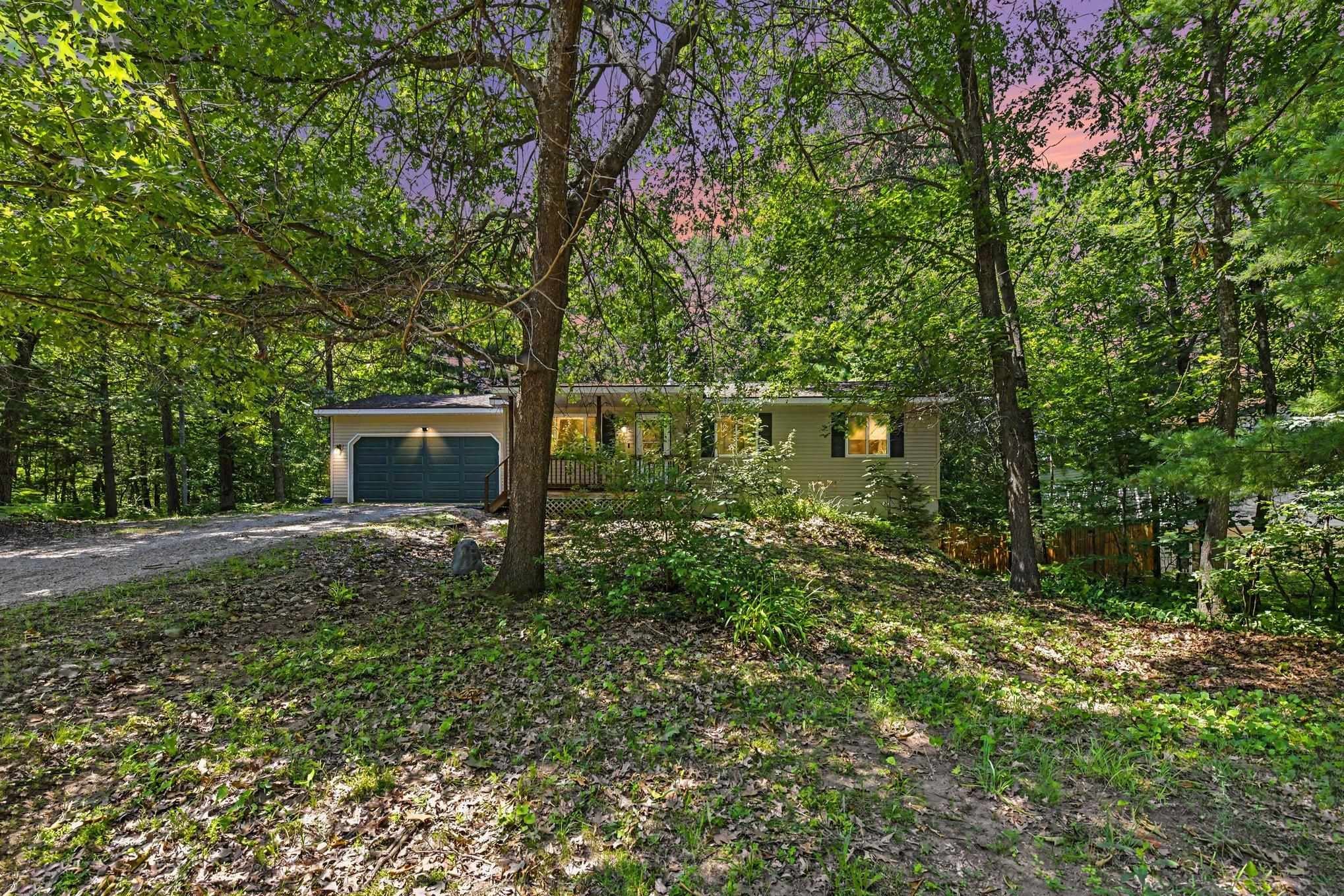2940 Artist Avenue