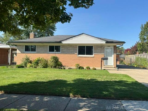 Photo of 31359 Gardendale Drive, Warren, MI 48088 (MLS # 50224560)