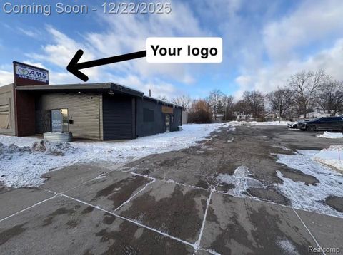 Photo of 1028 W Huron Street, Waterford, MI 48328 (MLS # 60959868)