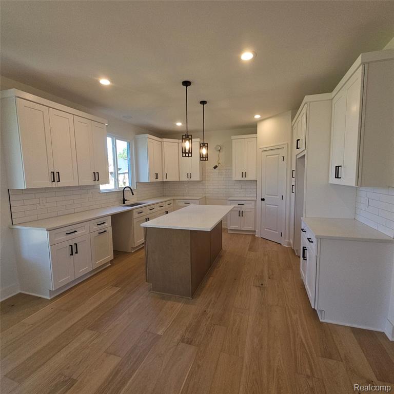 24092 Sawgrass Drive