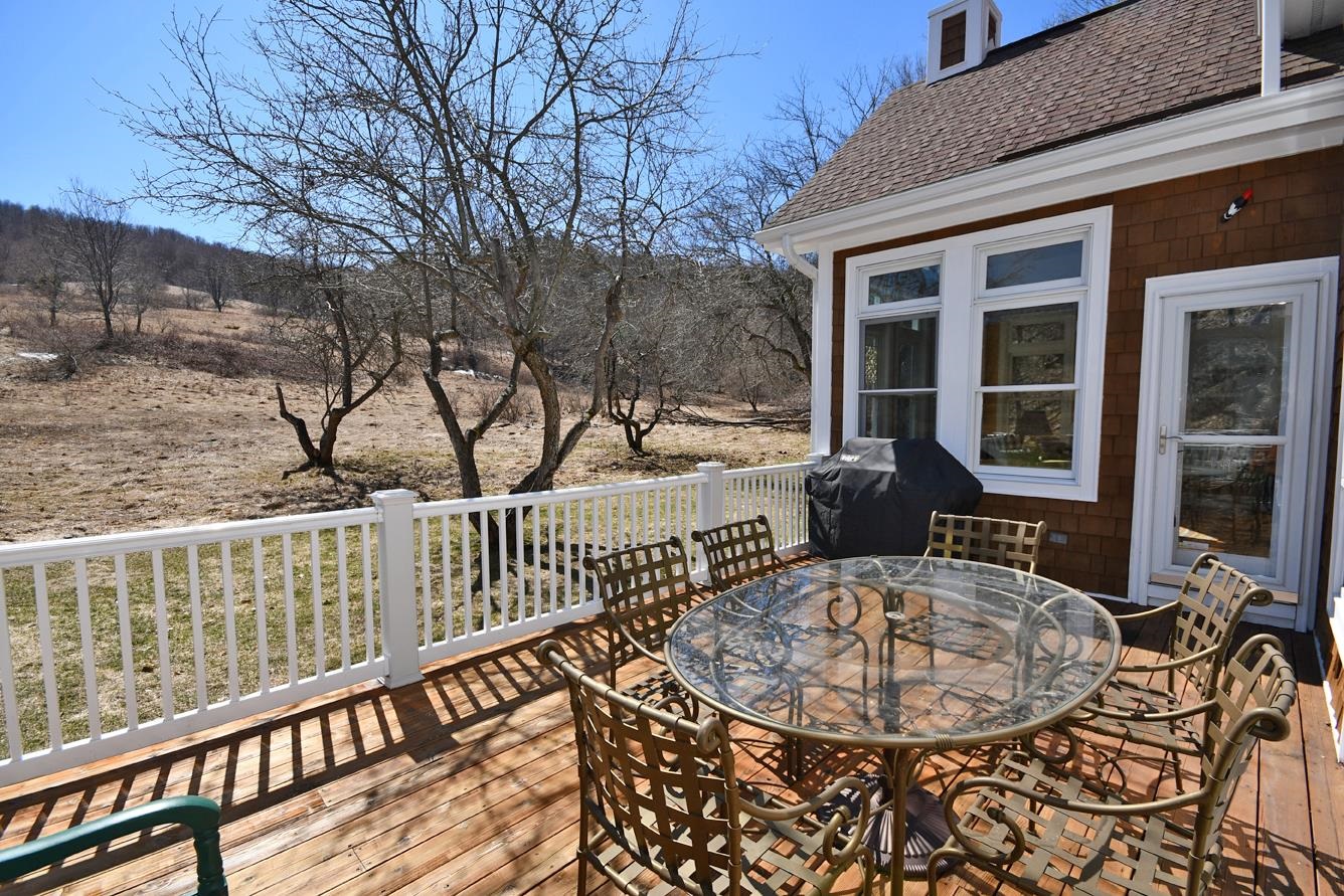 11001 W Pitch Apple Lane