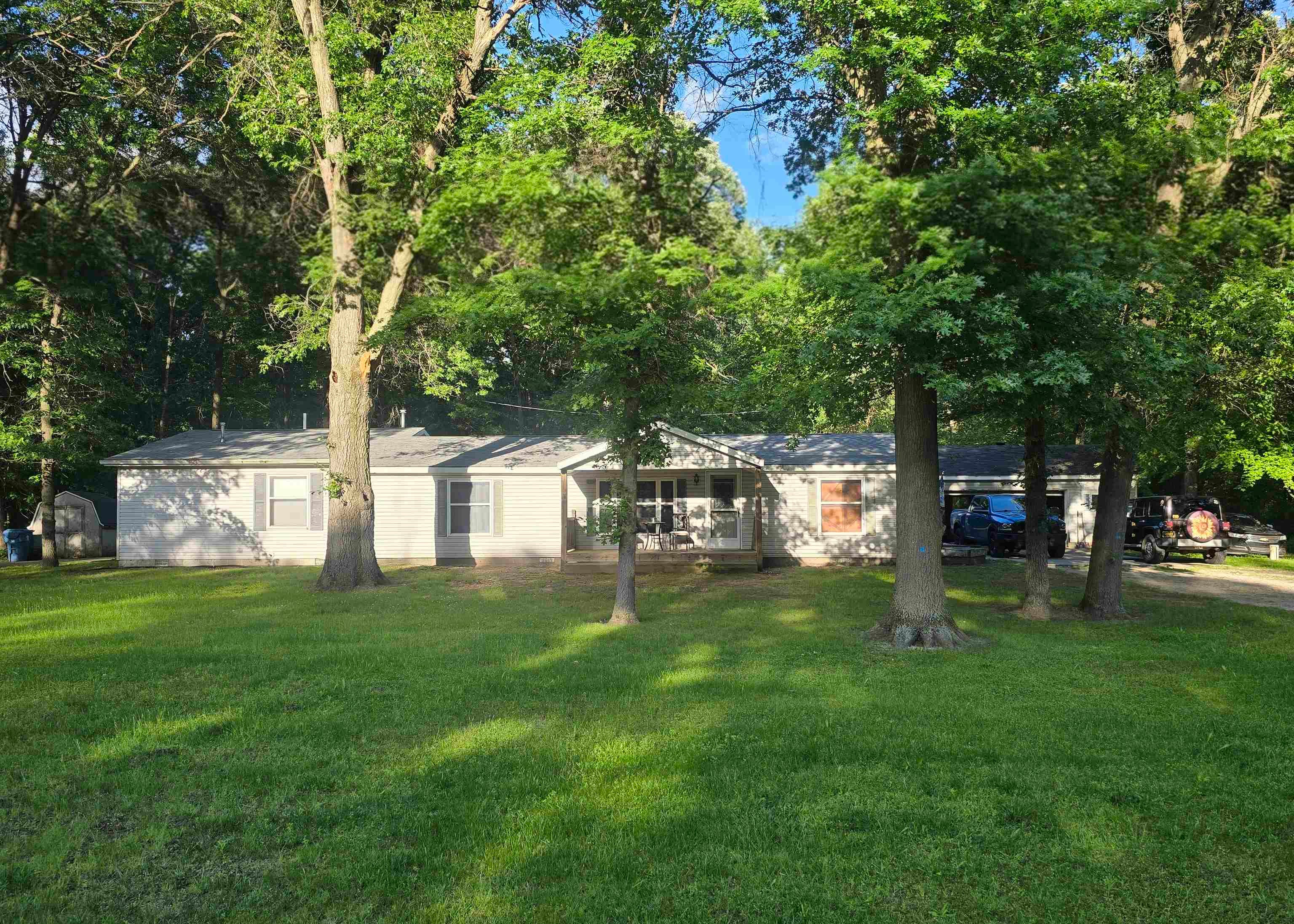 1867 S Five Mile Road