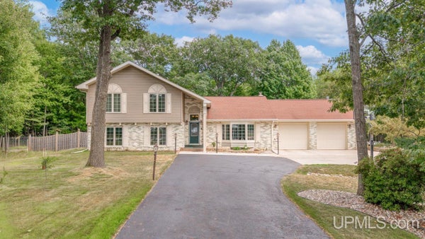 7535 LAKE BLUFF 19.4 RD, GLADSTONE, MI 49837 - Image aa63dd9ead98d2ca5136a49ca3ea8a9b/11094119