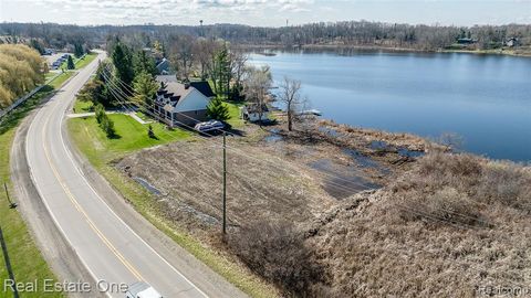 V/L Golf Club Howell MI 48843