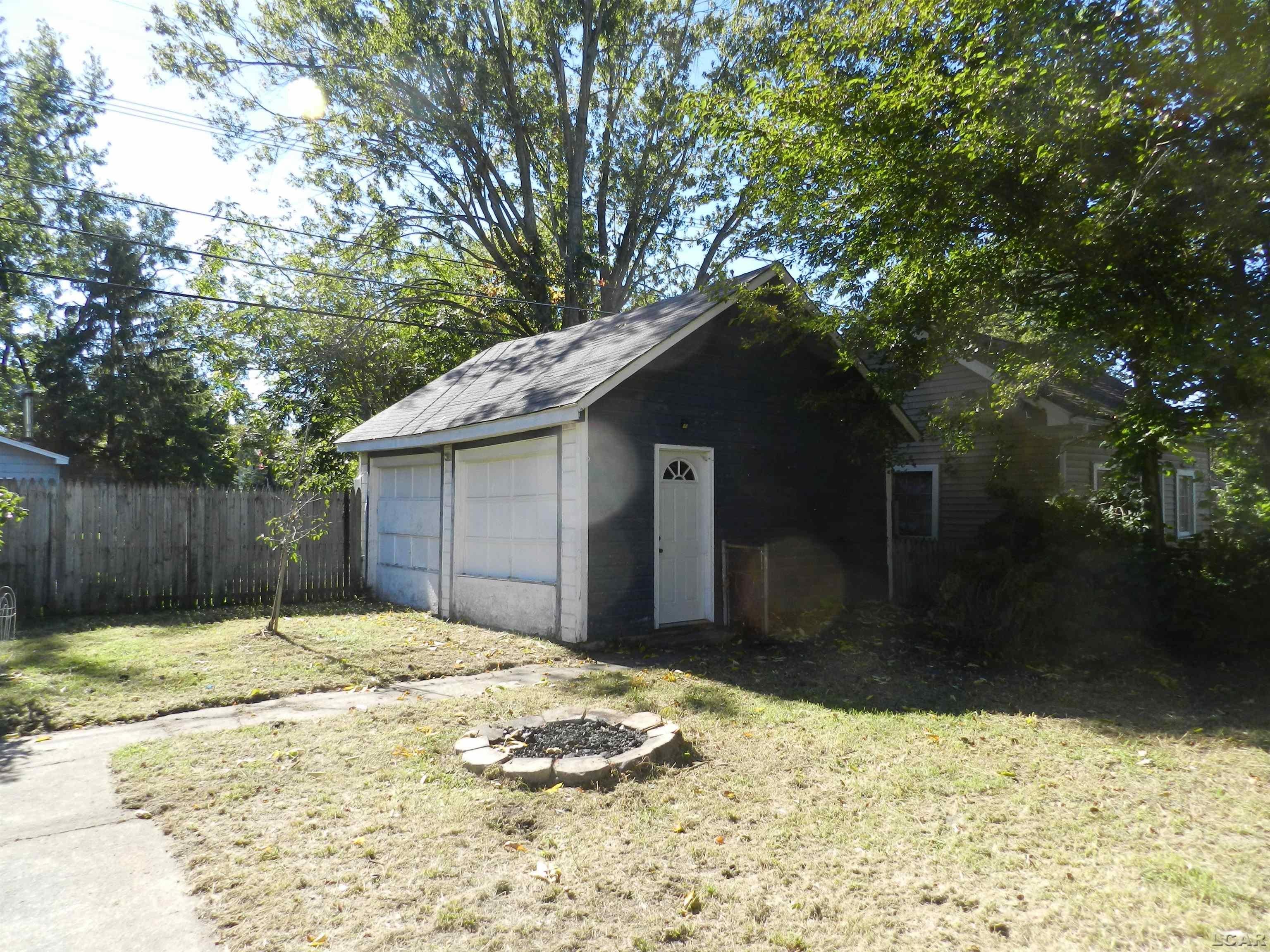 619 W 5th Street