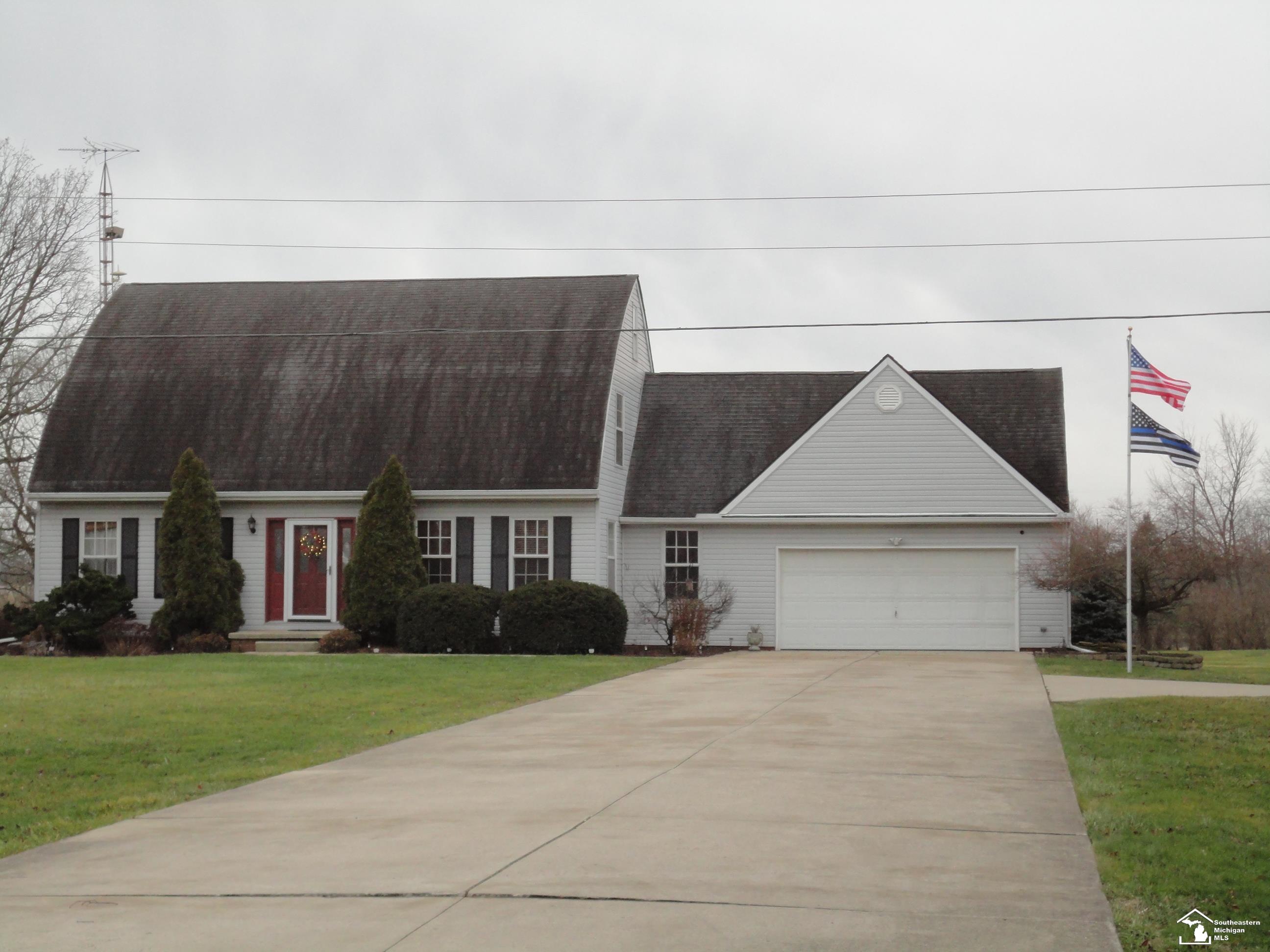 811 Heiss Road