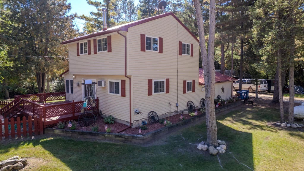 Photo of 5837 Eaton Road, Gladwin, MI 48624 (MLS # 50223379)