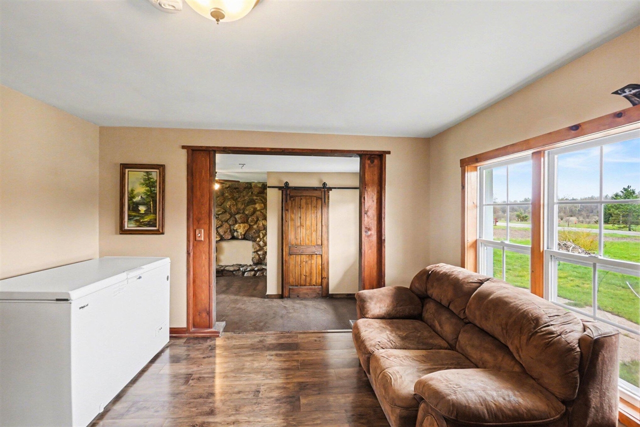 5771 N Woodbridge Road