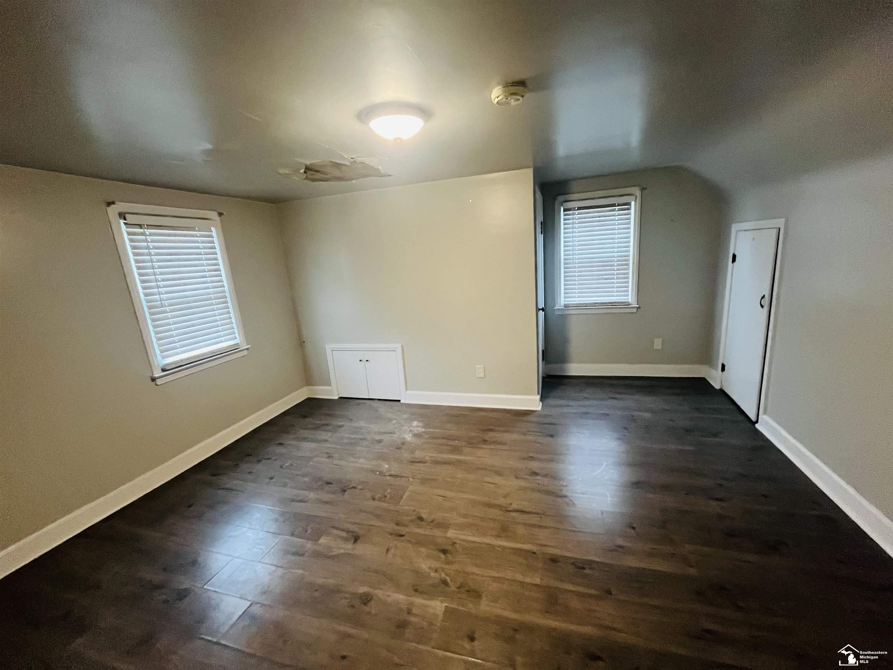 Monroe, Michigan 48161, United States, ,Residential,Active,221430