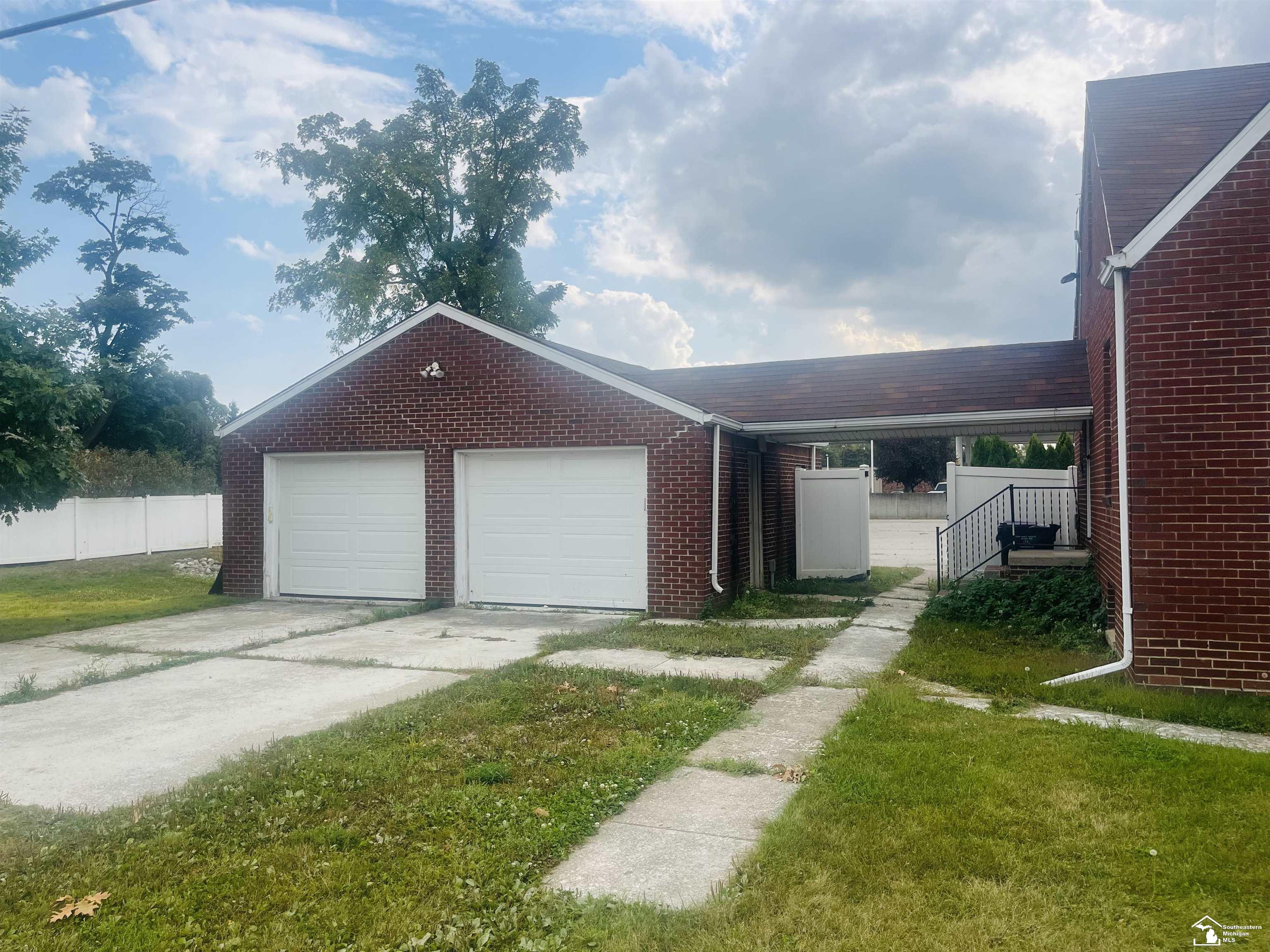 Monroe, Michigan 48161, United States, ,Residential,Active,221430