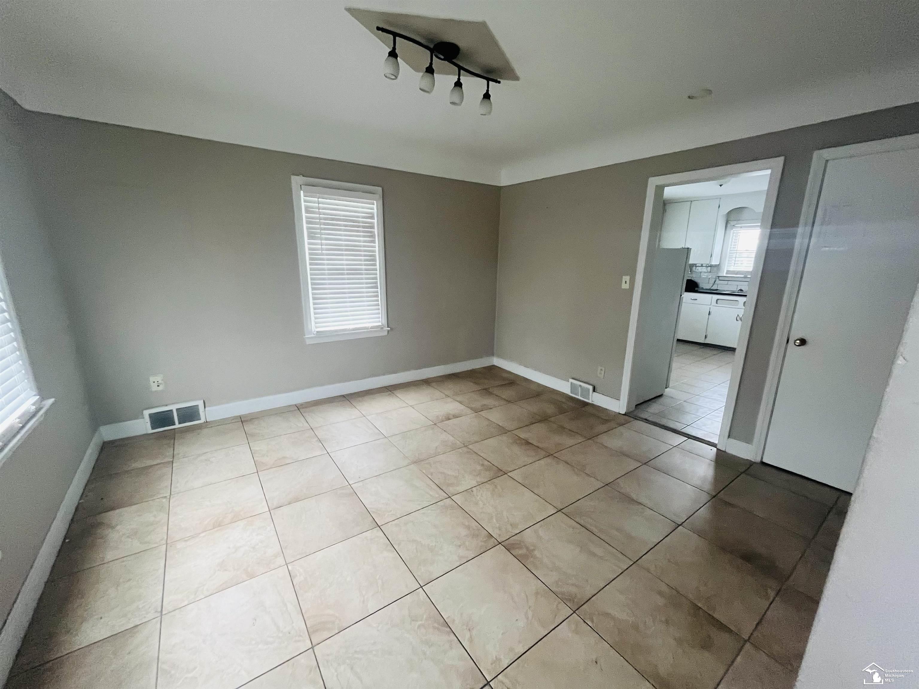 Monroe, Michigan 48161, United States, ,Residential,Active,221430