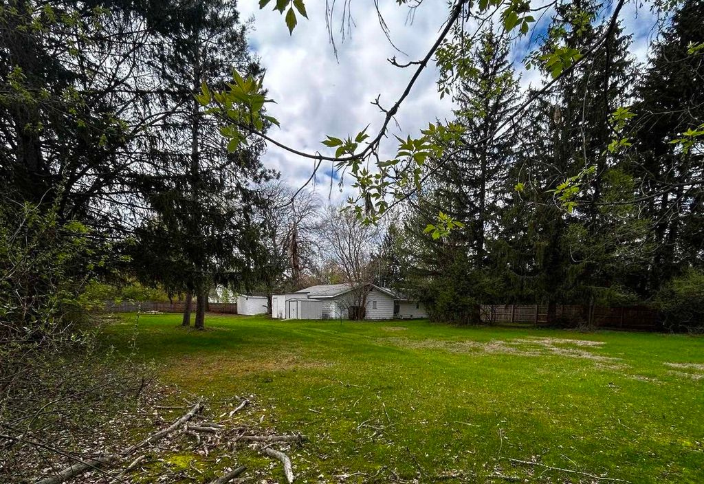 Photo of 408 Glidden Road, Beaverton, MI 48612 (MLS # 50206797)