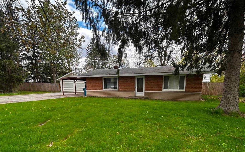 Photo of 408 Glidden Road, Beaverton, MI 48612 (MLS # 50206797)