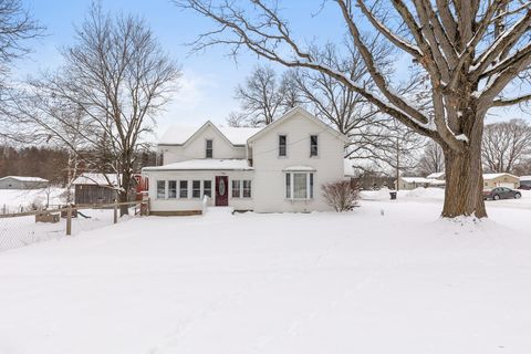 Photo of 103 W 4th Street, Hersey, MI 49639 (MLS # 70508574)