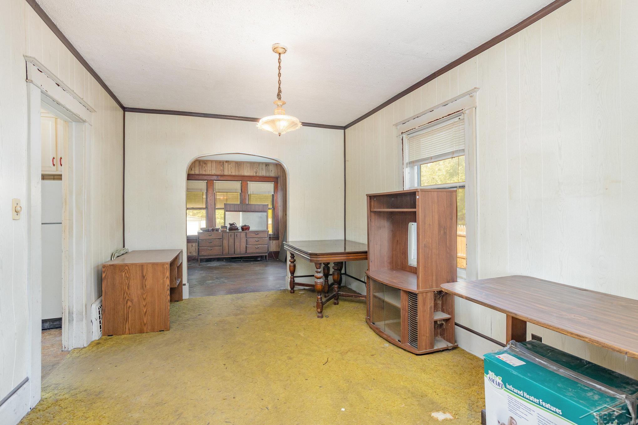 Saginaw, Michigan 48602, United States, 3 Bedrooms Bedrooms, ,1 BathroomBathrooms,Residential,Pending,210999