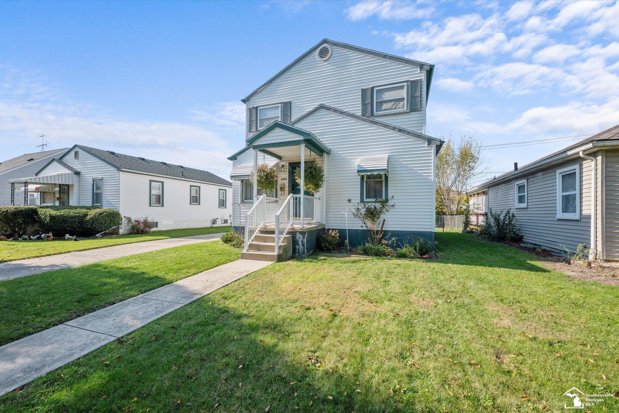1203 Bentley Drive