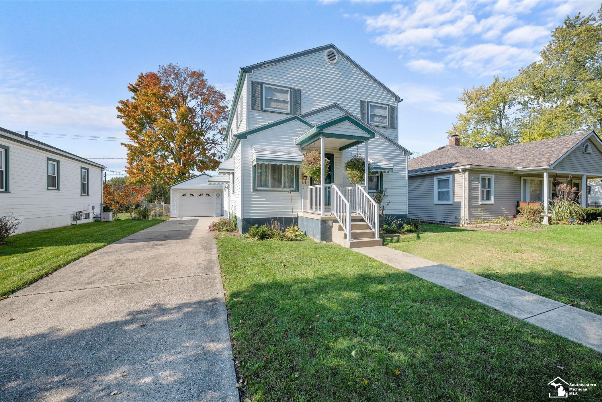 1203 Bentley Drive