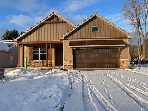 Photo of 4118 Casey Drive, Lambertville, MI 48144 (MLS # 50195824)