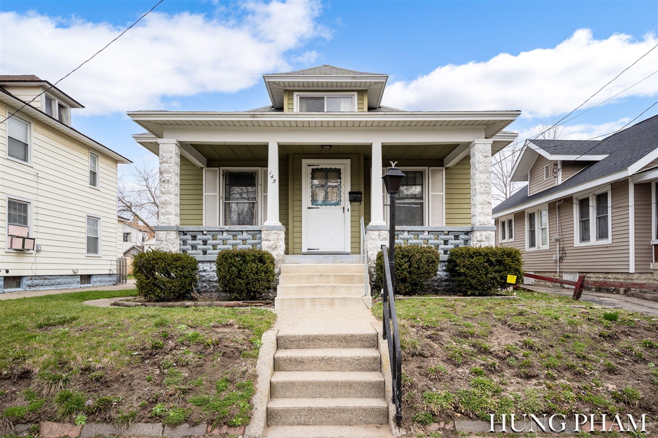 145 Dickinson Street