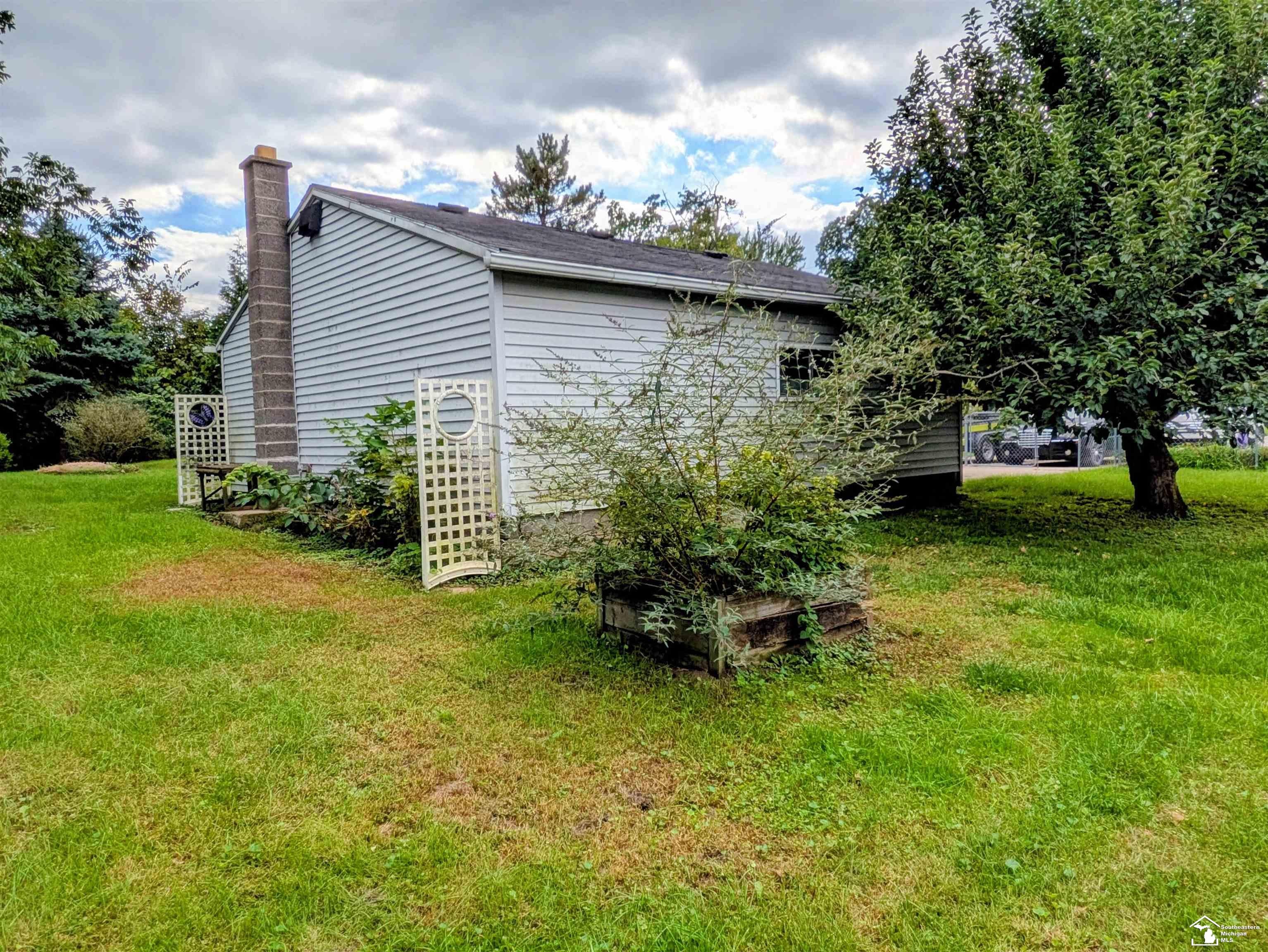 12430 Maxwell Road