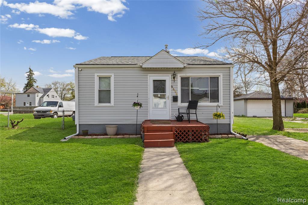 8436 Prospect Avenue