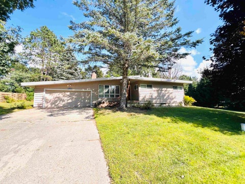 Photo of 5121 Crosby Road, Cadillac, MI 49601 (MLS # 80072889)