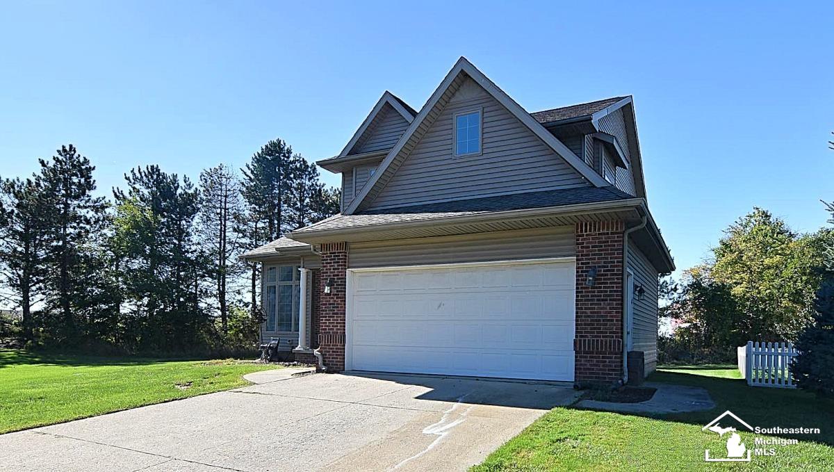 108 Raisin Circle