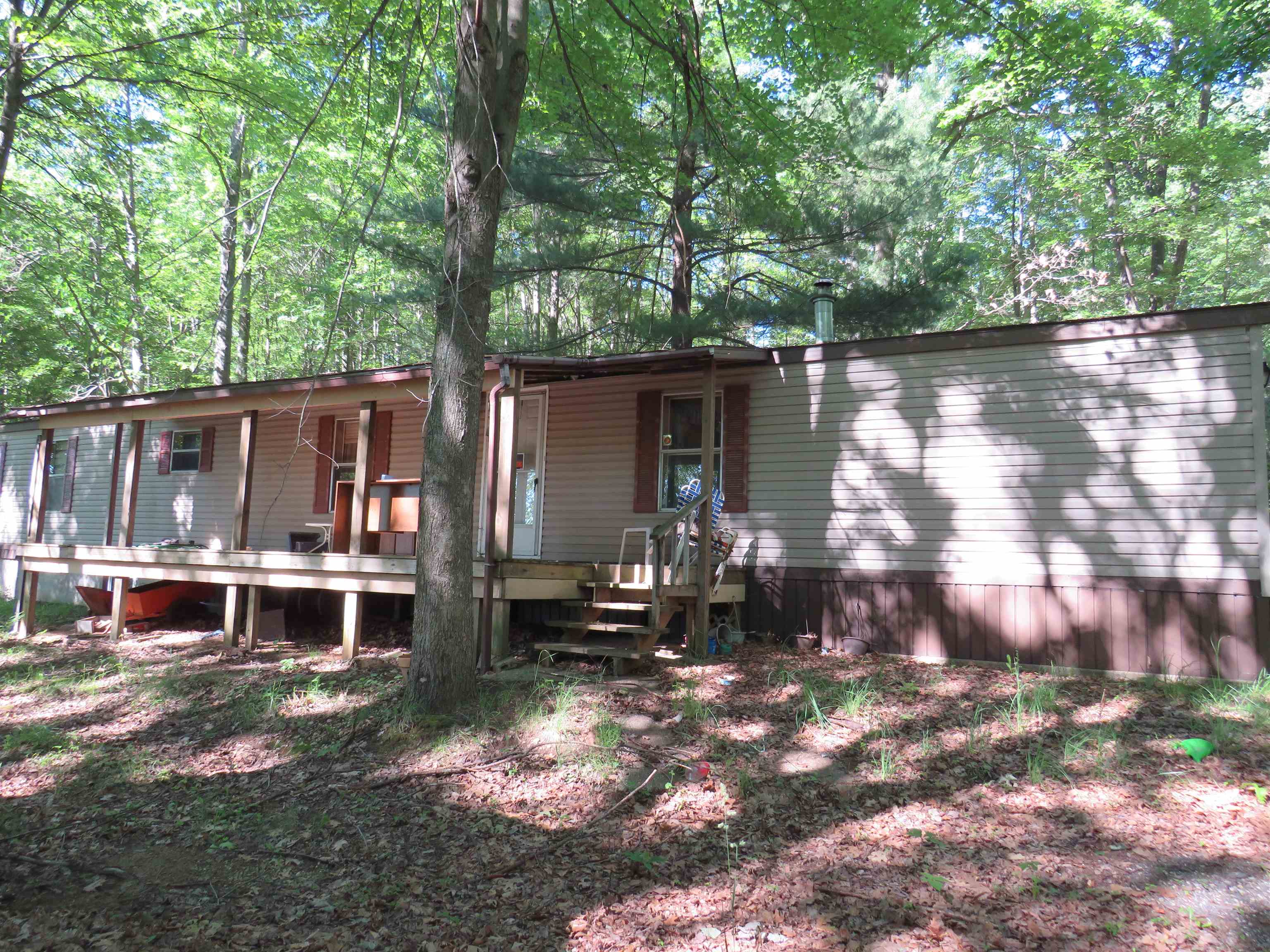 126 W Ridge Circle