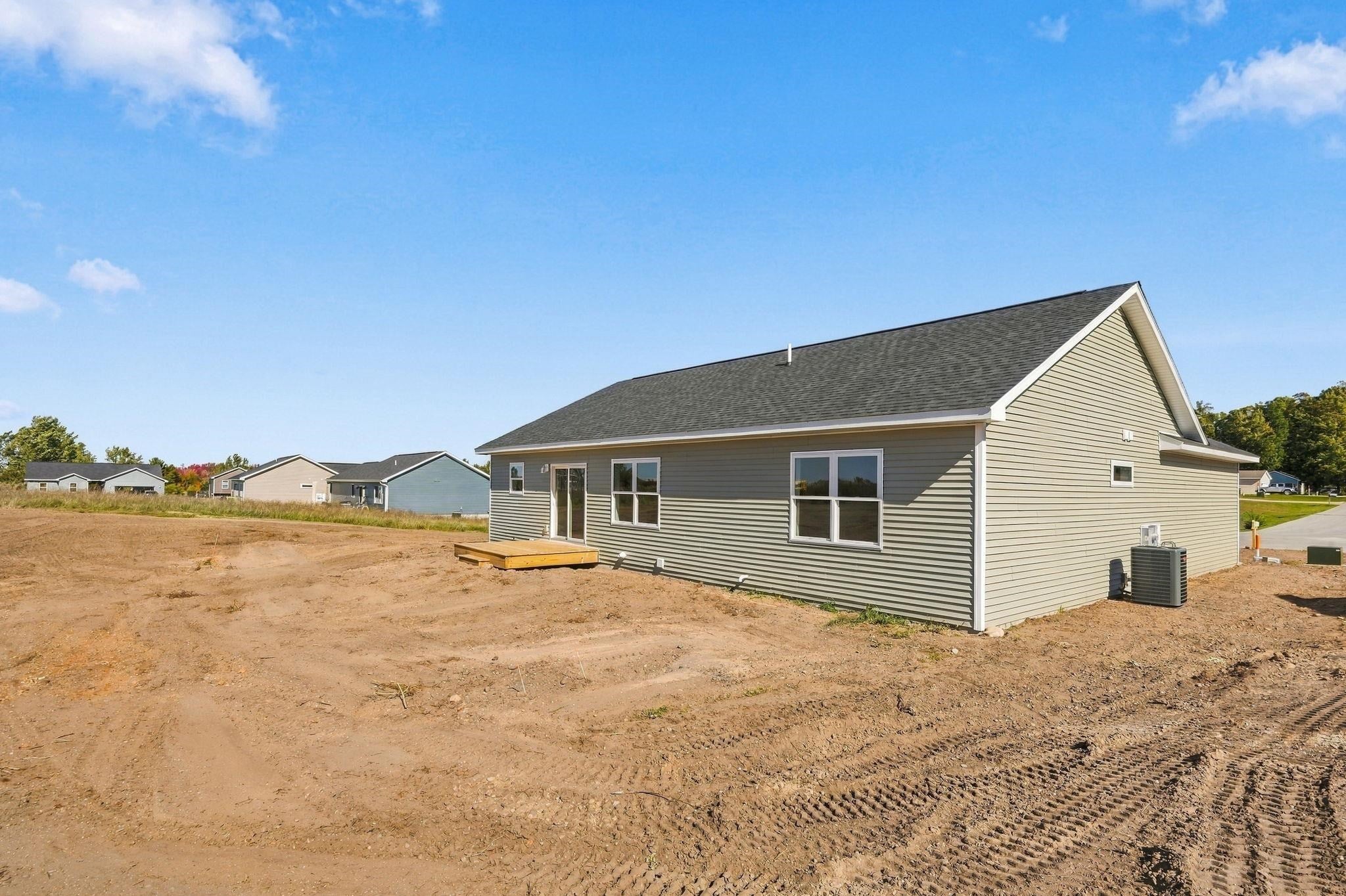 4415 Edwin Boulevard Lot: 43