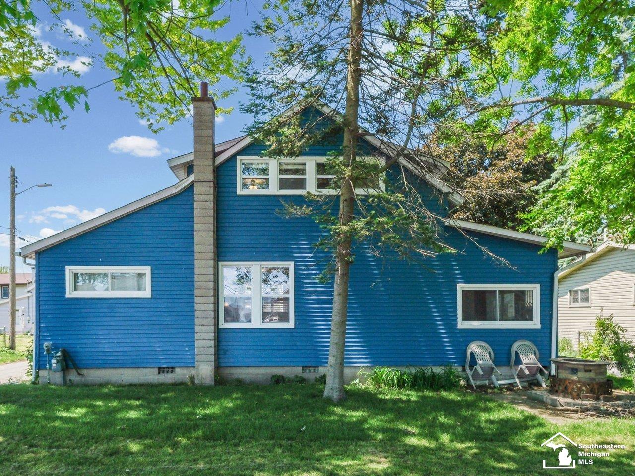 4346 4th Street