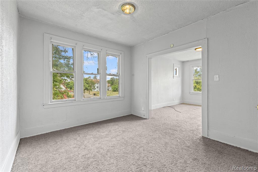 2675 W Buena Vista Street
