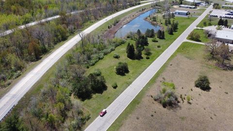 Photo of 1014 Industrial Park Drive, Mount Pleasant, MI 48858 (MLS # 80064441)