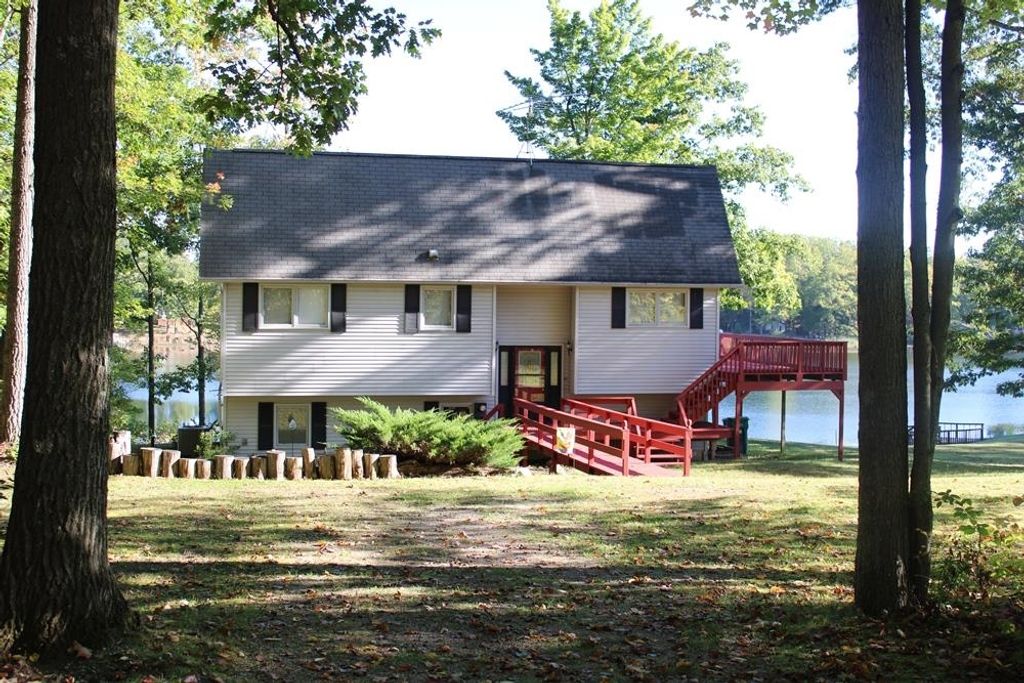 Photo of 2110 Deer Lake Road, Harrison, MI 48625 (MLS # 50189914)