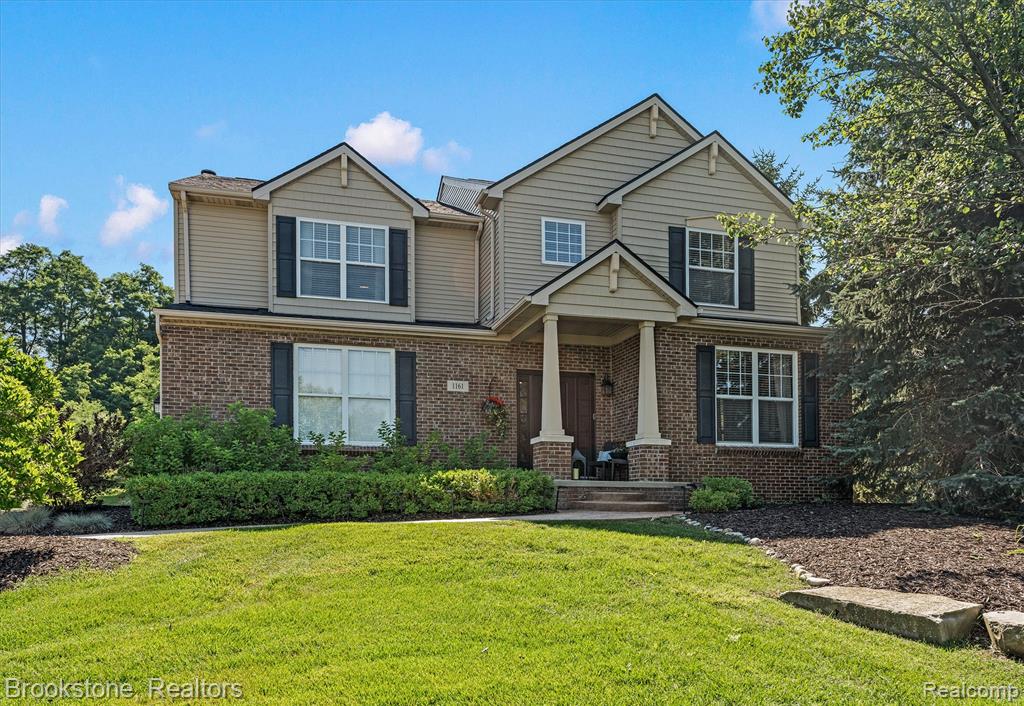 1161 Glass Lake Circle
