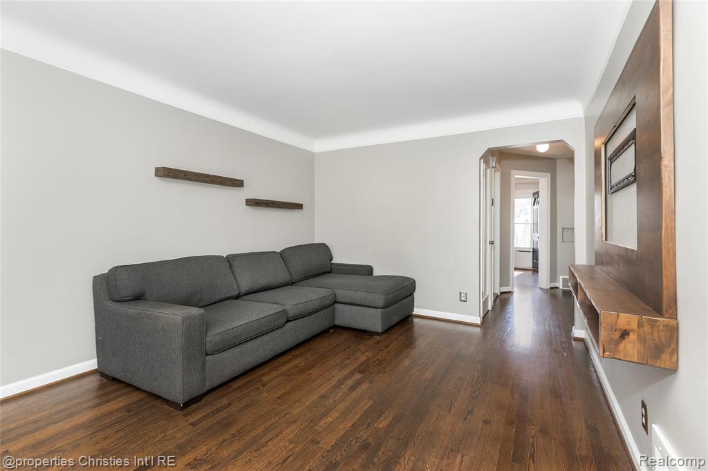 114 E Webster Road