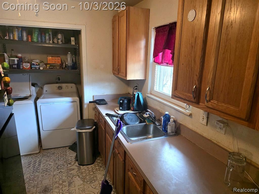 1207 Sunset Street