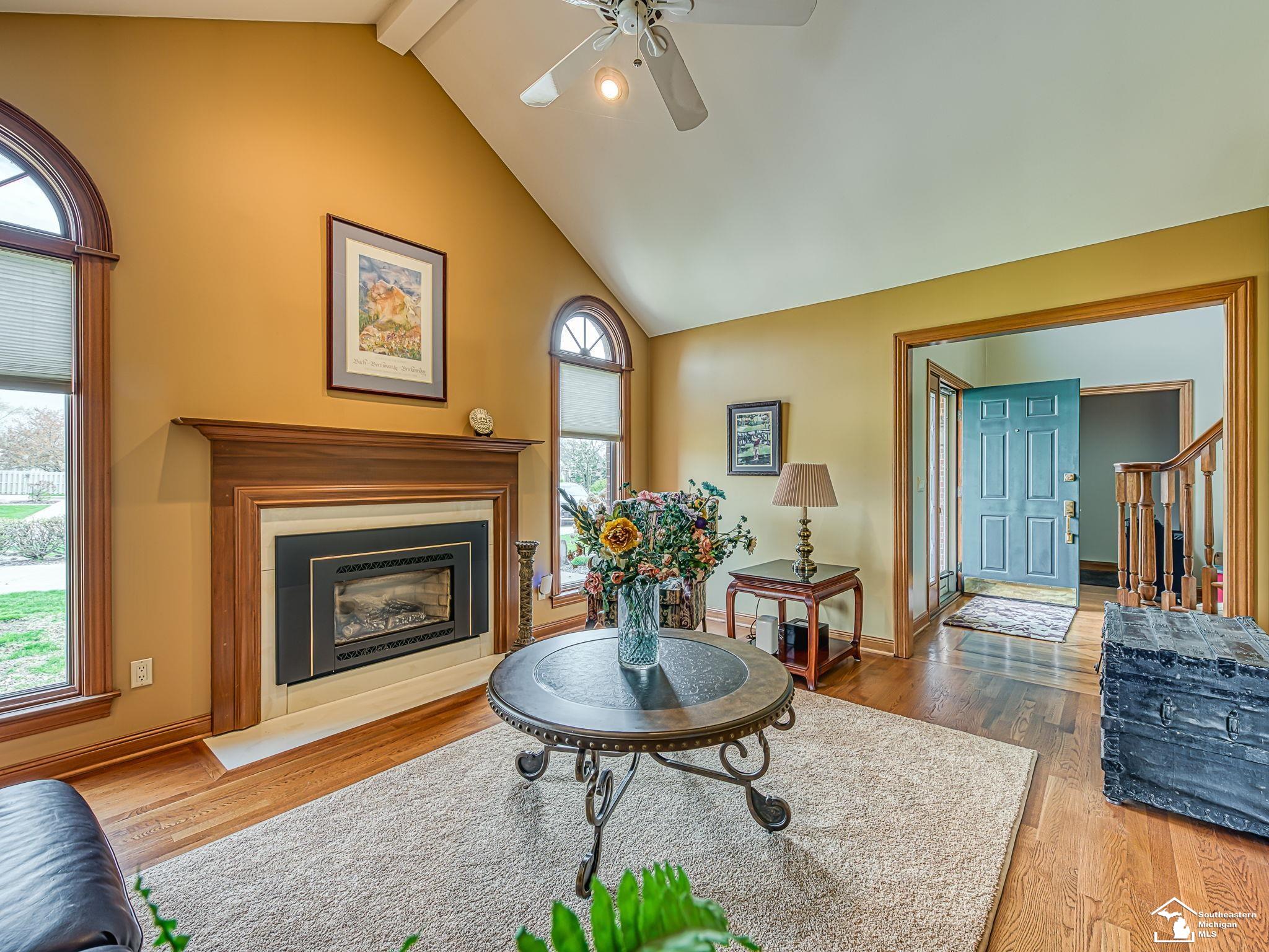 5535 W Dartmoor Drive