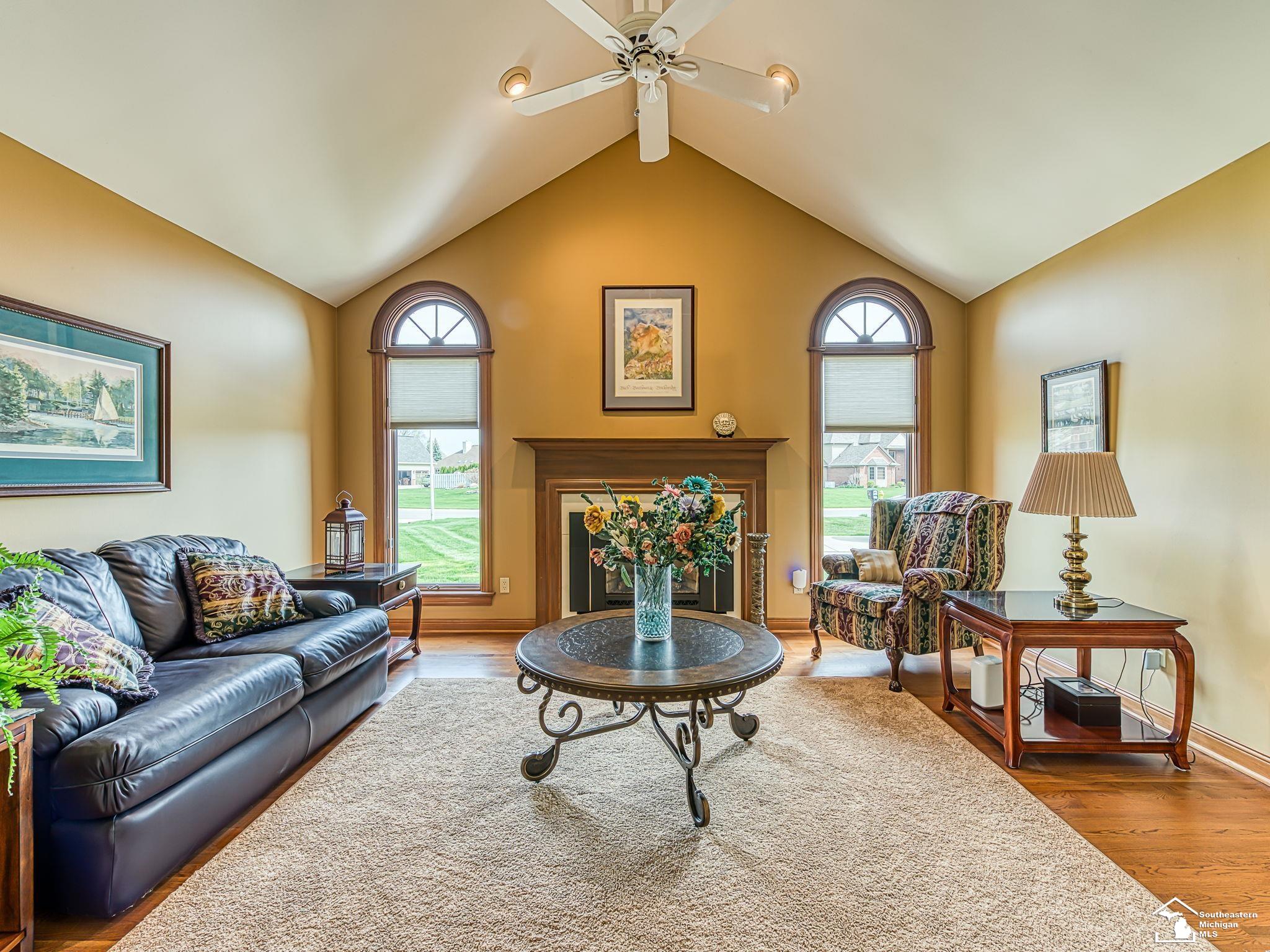 5535 W Dartmoor Drive