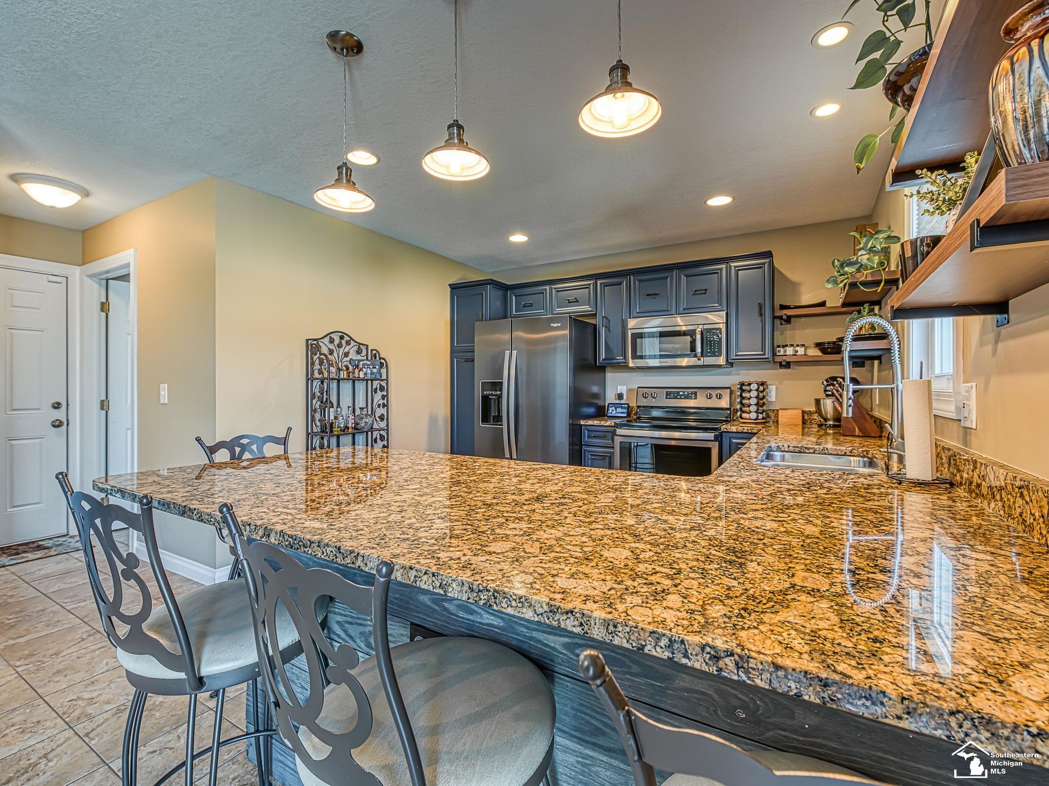 784 E Sweet Briar Lane