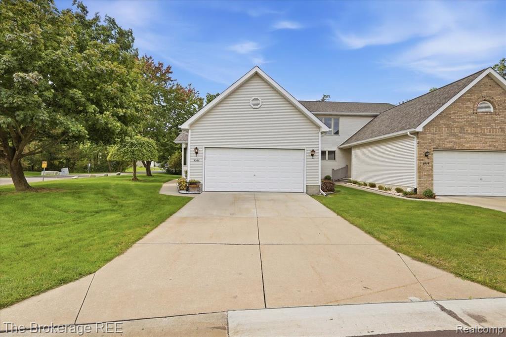 9360 Isabella Lane