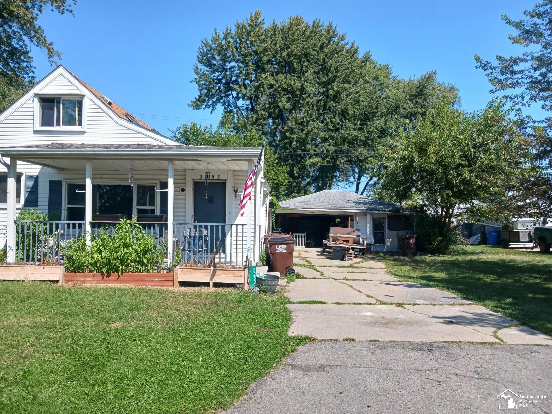 3253 6th Street