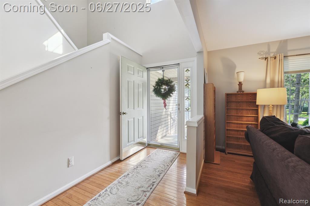 Oxford, Michigan 48371, United States, 4 Bedrooms Bedrooms, ,3 BathroomsBathrooms,Residential,Pending,192824