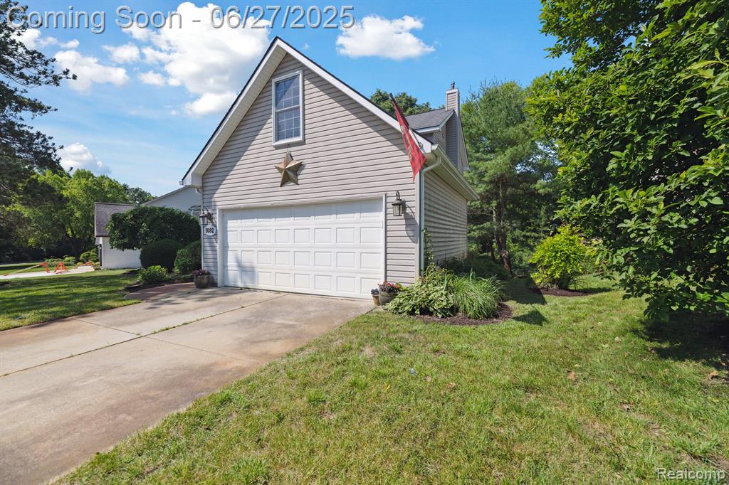 Oxford, Michigan 48371, United States, 4 Bedrooms Bedrooms, ,3 BathroomsBathrooms,Residential,Pending,192824