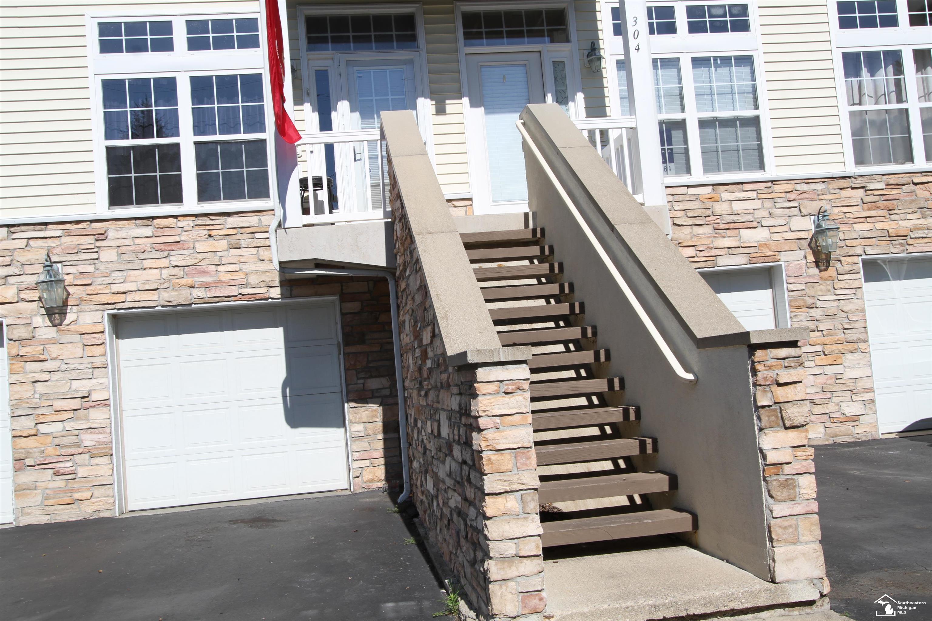 304 Beachwalk Trail Common