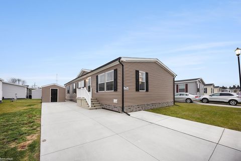 37330 Burrstone Lane Lenox MI 48048